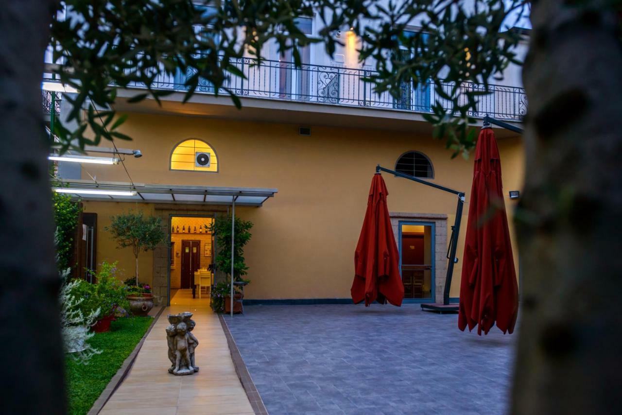 Bocca Di Bacco Bed & Breakfast Cimitile Exterior foto